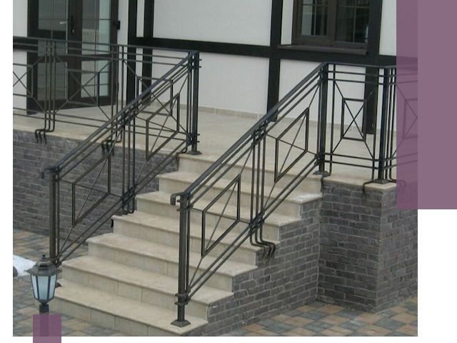 Перила для крыльца в Вичуге — монтаж, изготовление и установка