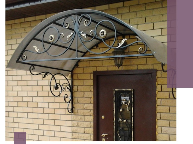 Изготовление козырьков из металла под ключ в Вичуге