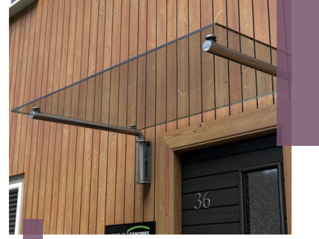 Стеклянные козырьки на входы и фасады в Вичуге